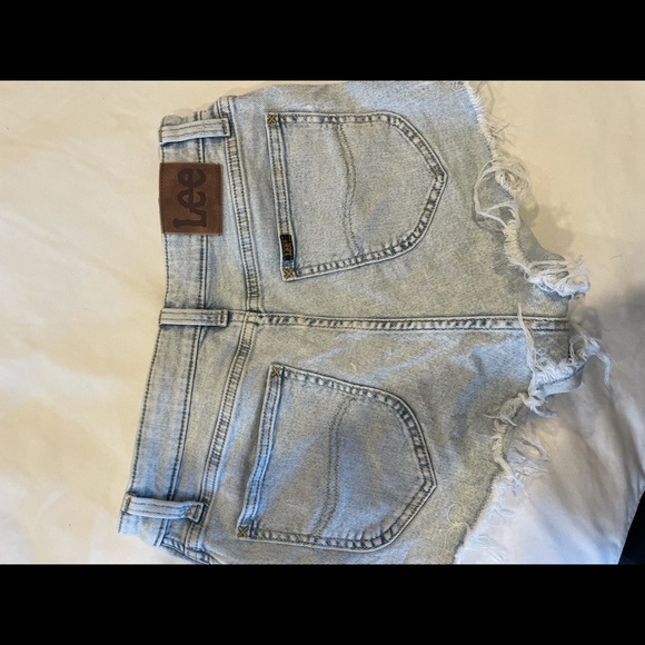 Lee High Rise Cutoff Short - Picture 3 of 6